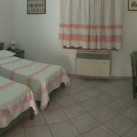 Hotel Sant Efisio 3*