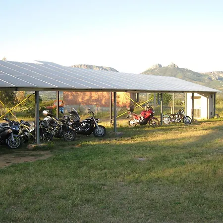 Sant Efisio فندق