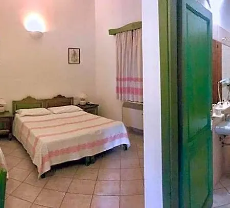 Sant Efisio Hotel 3*