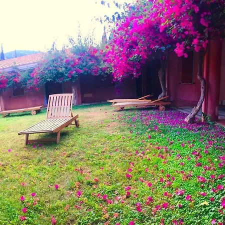 فندق Sant Efisio *